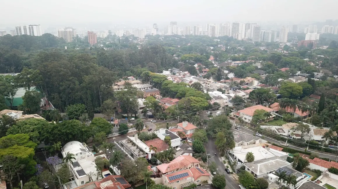 Casa com 5 quartos à venda, 460m2 em Santo Amaro, São Paulo - SP - imagem 8 Foto 8 de Casa com 5 quartos à venda, 460m2 em Santo Amaro, São Paulo - SP