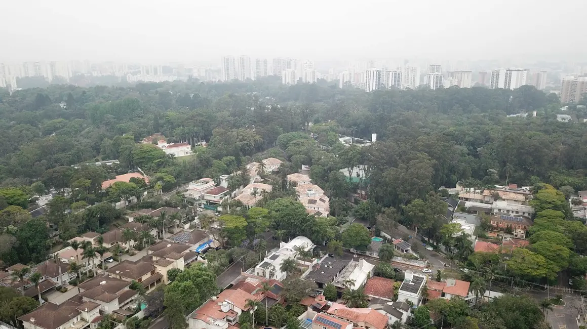 Casa com 5 quartos à venda, 460m2 em Santo Amaro, São Paulo - SP - imagem 6 Foto 6 de Casa com 5 quartos à venda, 460m2 em Santo Amaro, São Paulo - SP