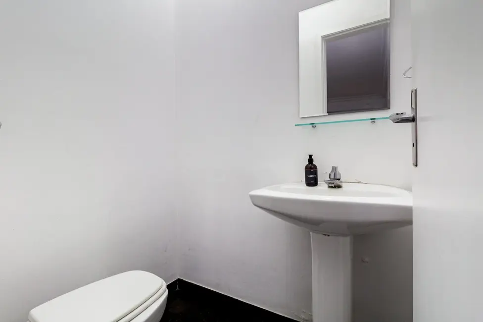 Foto 5 de Casa com 3 quartos à venda, 180m2 em Vila Conde do Pinhal, São Paulo - SP