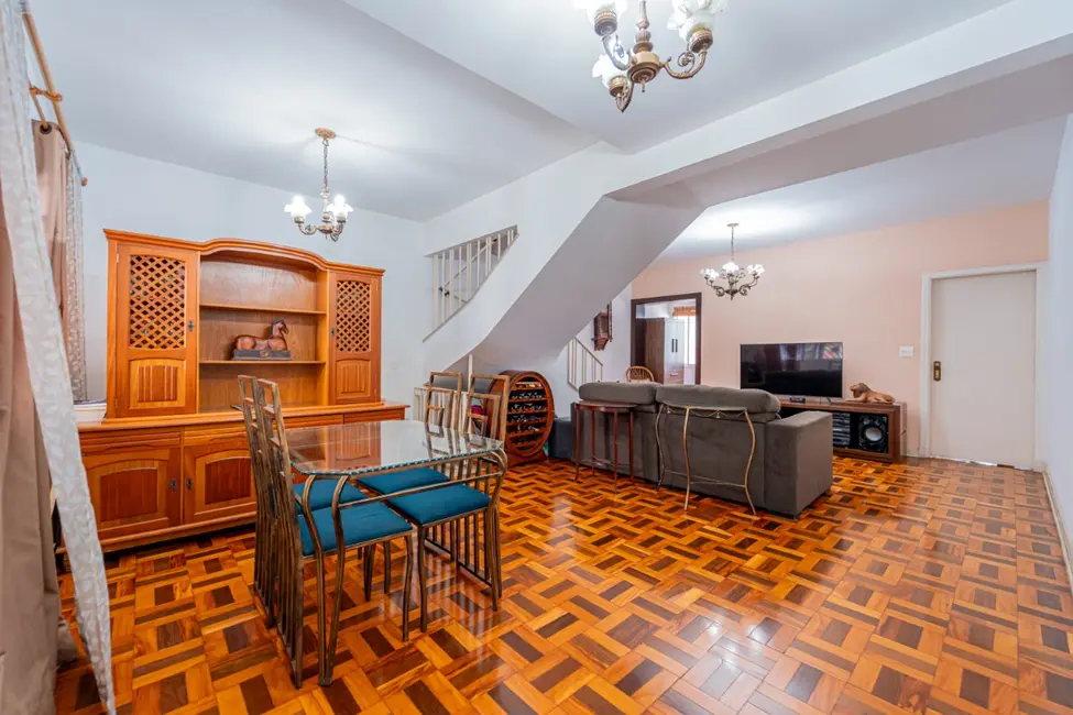 Casa com 3 quartos à venda, 180m2 em Planalto Paulista, São Paulo - SP - imagem 1 Foto 1 de Casa com 3 quartos à venda, 180m2 em Planalto Paulista, São Paulo - SP