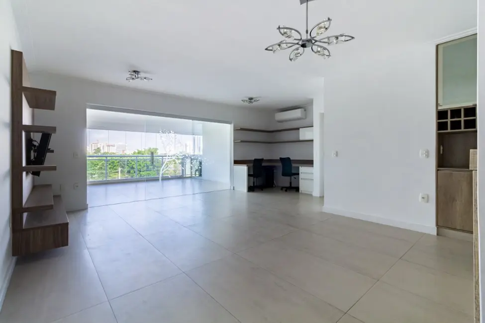 Apartamento com 2 quartos à venda, 108m2 em Água Branca, São Paulo - SP - imagem 2 Foto 2 de Apartamento com 2 quartos à venda, 108m2 em Água Branca, São Paulo - SP