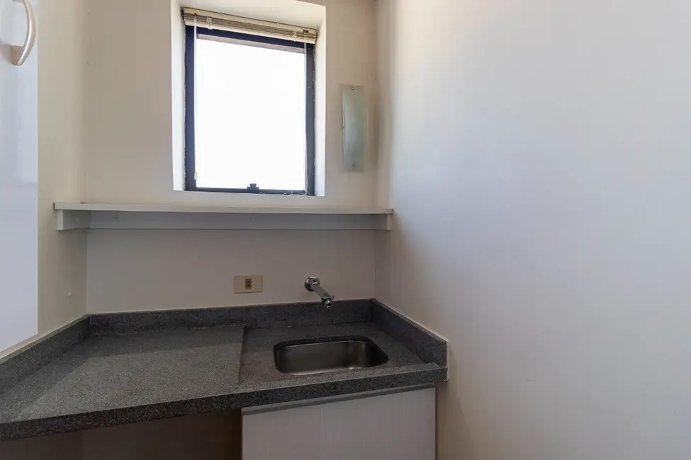 Sala Comercial à venda, 75m2 em Vila Clementino, São Paulo - SP - imagem 4 Foto 4 de Sala Comercial à venda, 75m2 em Vila Clementino, São Paulo - SP