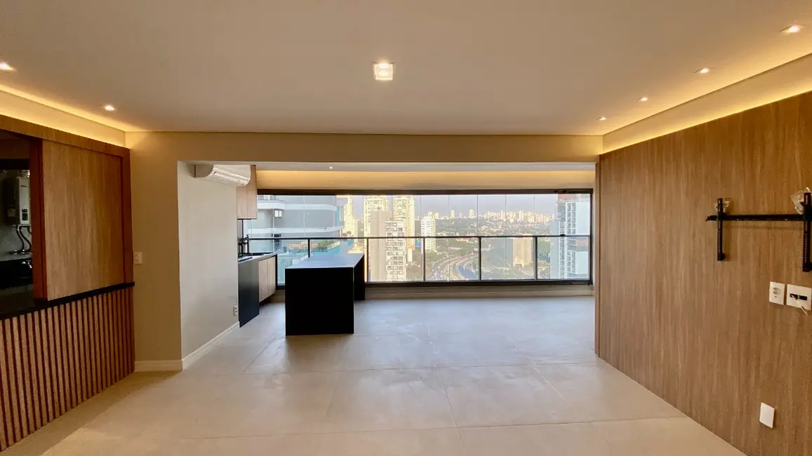 Foto 3 de Apartamento com 3 quartos à venda, 130m2 em Jardim das Acácias, São Paulo - SP