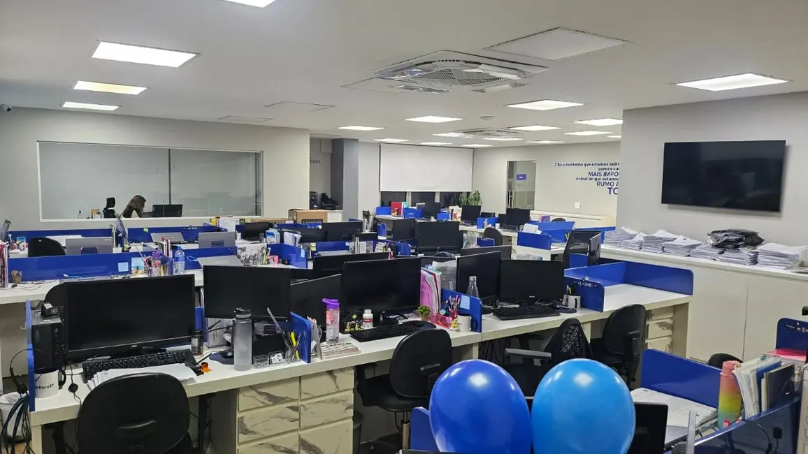 Foto 2 de Sala Comercial à venda, 244m2 em Jardim Paulistano, São Paulo - SP