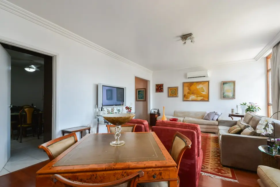 Apartamento com 3 quartos à venda, 193m2 em Santa Cecília, São Paulo - SP - imagem 7 Foto 7 de Apartamento com 3 quartos à venda, 193m2 em Santa Cecília, São Paulo - SP
