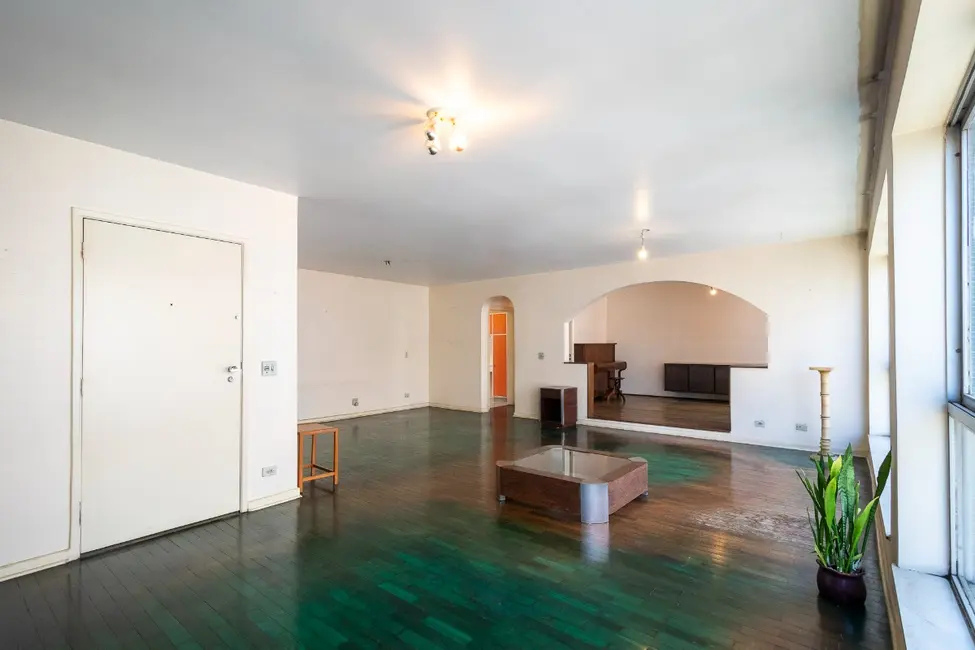 Apartamento com 3 quartos à venda, 227m2 em Itaim Bibi, São Paulo - SP - imagem 3 Foto 3 de Apartamento com 3 quartos à venda, 227m2 em Itaim Bibi, São Paulo - SP