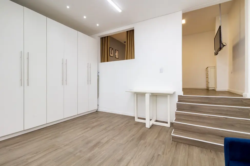 Foto 4 de Casa com 4 quartos à venda, 150m2 em Vila Mangalot, São Paulo - SP