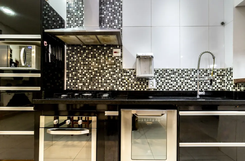 Foto 9 de Casa com 4 quartos à venda, 150m2 em Vila Mangalot, São Paulo - SP