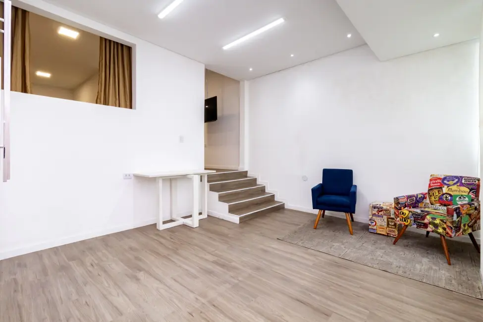 Foto 3 de Casa com 4 quartos à venda, 150m2 em Vila Mangalot, São Paulo - SP