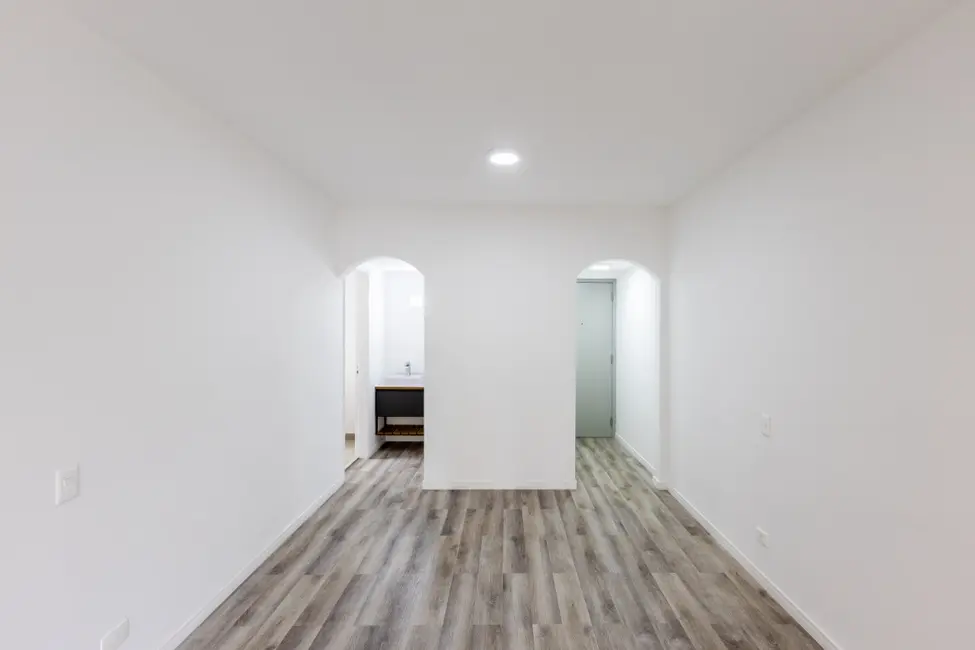 Apartamento com 2 quartos à venda, 61m2 em Pinheiros, São Paulo - SP - imagem 8 Foto 8 de Apartamento com 2 quartos à venda, 61m2 em Pinheiros, São Paulo - SP