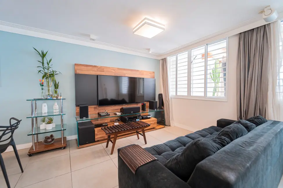 Foto 3 de Casa com 3 quartos à venda, 159m2 em Jardim Aeroporto, São Paulo - SP