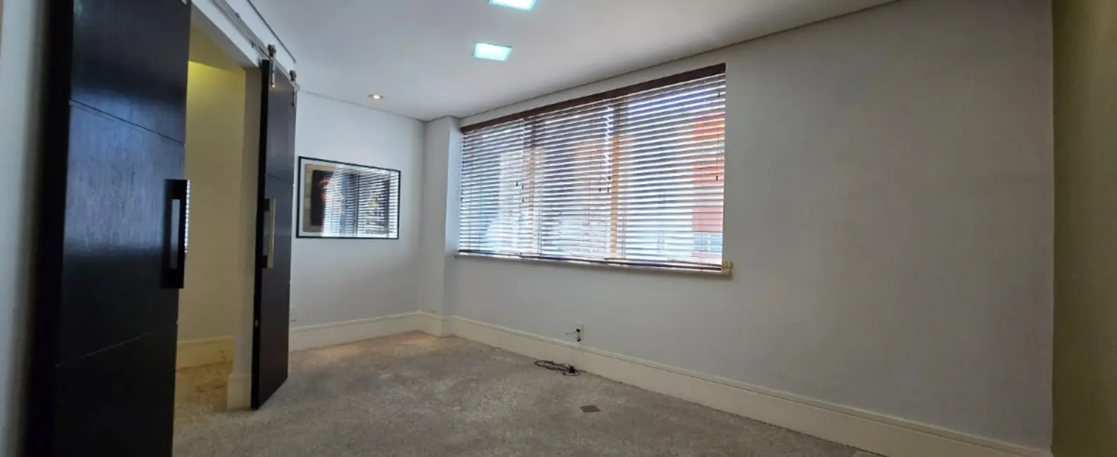 Foto 2 de Sala Comercial à venda, 60m2 em Jardim Paulistano, São Paulo - SP