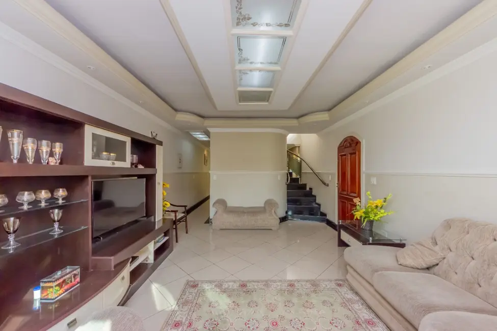 Sobrado com 3 quartos à venda, 322m2 em Vila Alpina, São Paulo - SP - imagem 1 Foto 1 de Sobrado com 3 quartos à venda, 322m2 em Vila Alpina, São Paulo - SP