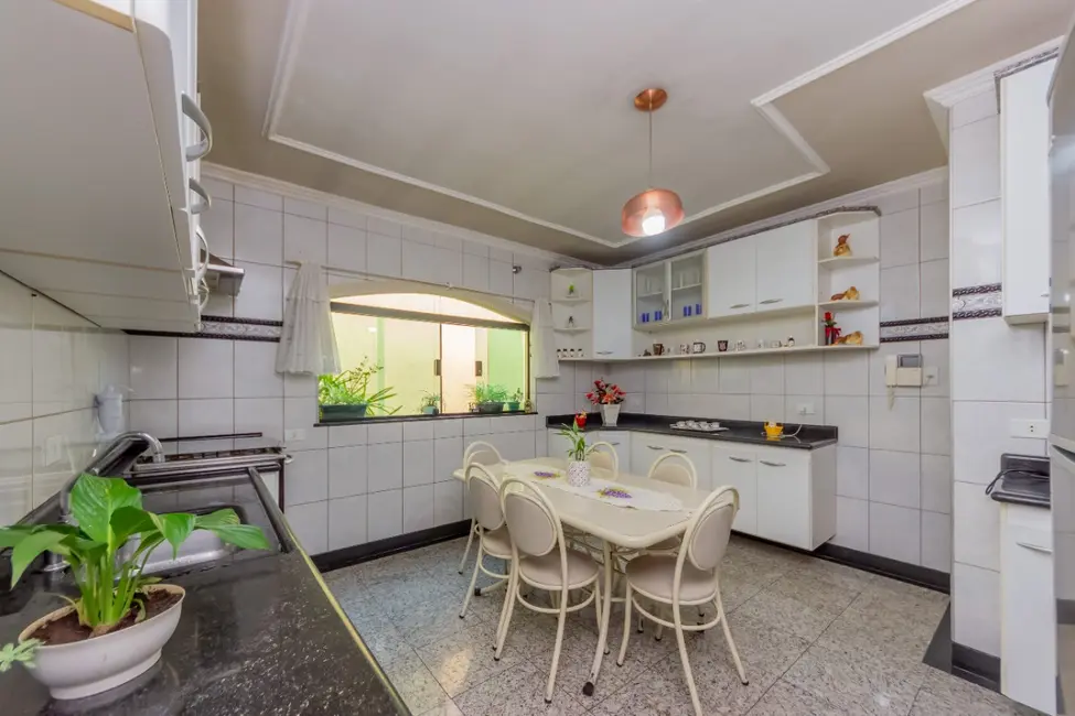 Sobrado com 3 quartos à venda, 322m2 em Vila Alpina, São Paulo - SP - imagem 9 Foto 9 de Sobrado com 3 quartos à venda, 322m2 em Vila Alpina, São Paulo - SP