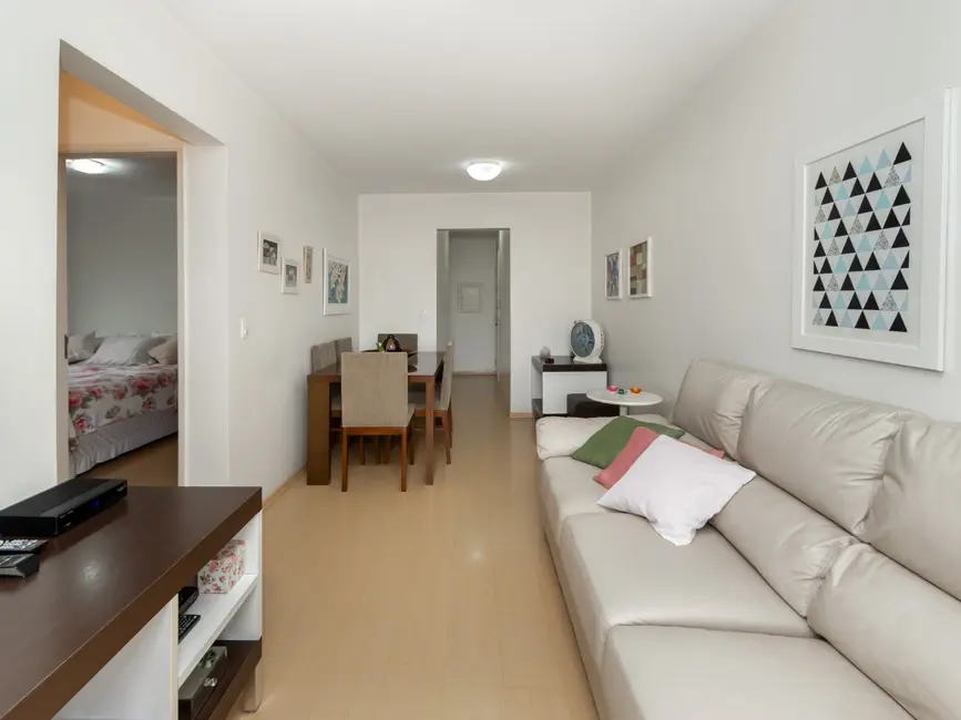 Foto 2 de Apartamento com 2 quartos à venda, 63m2 em Vila Gumercindo, São Paulo - SP