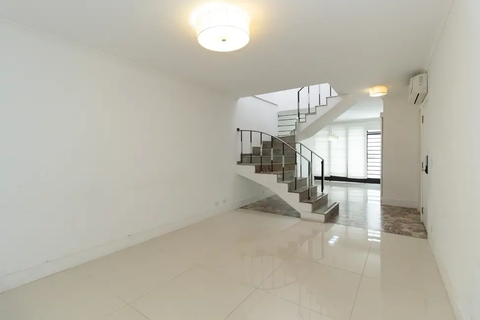 Foto 2 de Casa com 3 quartos à venda, 109m2 em Indianópolis, São Paulo - SP