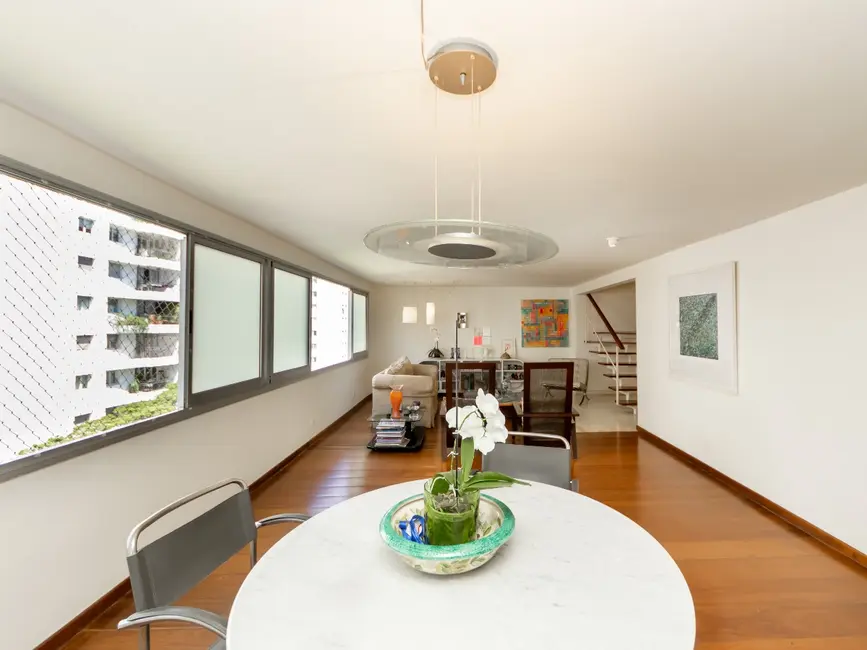 Foto 8 de Apartamento com 2 quartos à venda, 270m2 em Itaim Bibi, São Paulo - SP