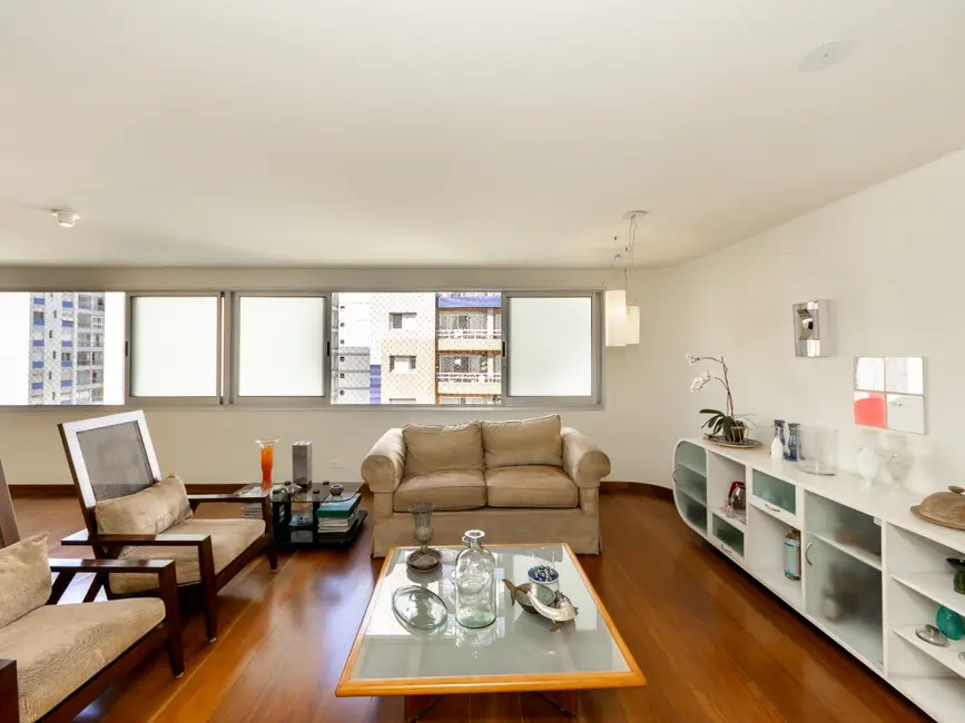 Foto 3 de Apartamento com 2 quartos à venda, 270m2 em Itaim Bibi, São Paulo - SP