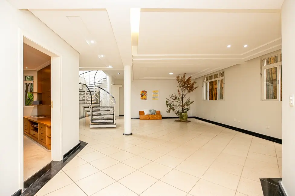 Casa com 5 quartos à venda, 454m2 em Alto da Boa Vista, São Paulo - SP - imagem 2 Foto 2 de Casa com 5 quartos à venda, 454m2 em Alto da Boa Vista, São Paulo - SP