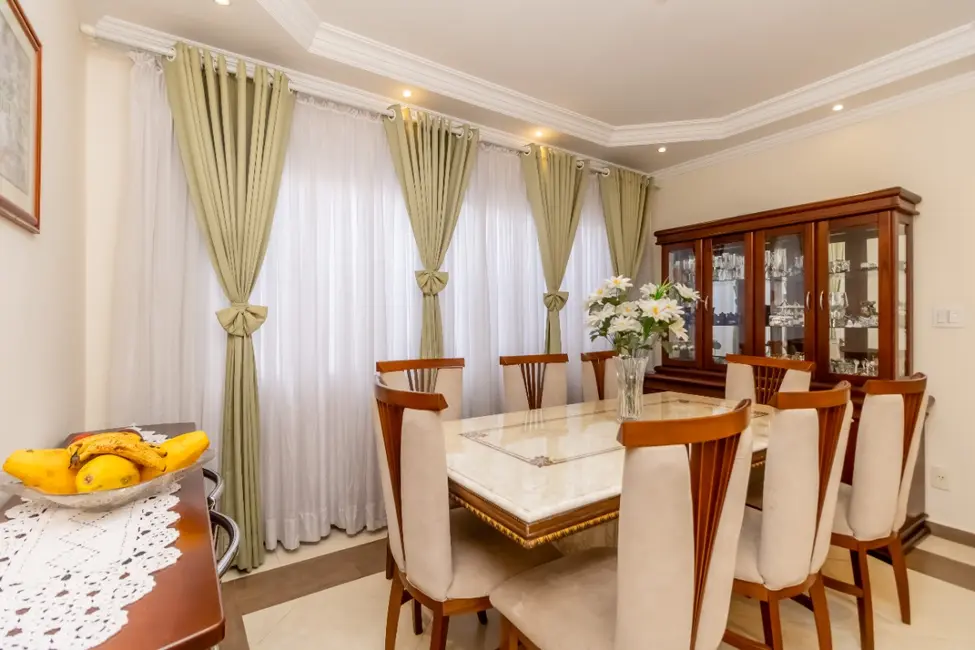 Casa com 3 quartos à venda, 211m2 em Vila Prudente, São Paulo - SP - imagem 3 Foto 3 de Casa com 3 quartos à venda, 211m2 em Vila Prudente, São Paulo - SP