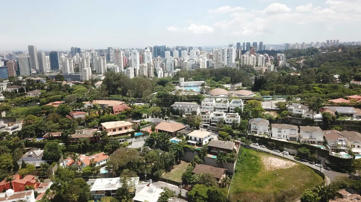 Sobrado com 4 quartos à venda, 624m2 em Jardim Sílvia (Zona Oeste), São Paulo - SP - imagem 7 Foto 7 de Sobrado com 4 quartos à venda, 624m2 em Jardim Sílvia (Zona Oeste), São Paulo - SP