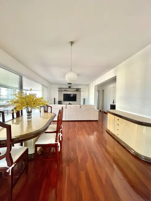 Foto 2 de Apartamento com 4 quartos à venda, 250m2 em Vila Mariana, São Paulo - SP