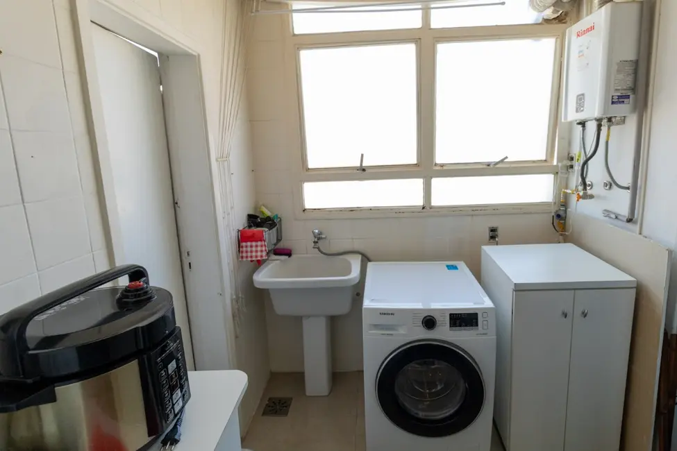 Apartamento com 3 quartos à venda, 141m2 em Jardim Paulista, São Paulo - SP - imagem 4 Foto 4 de Apartamento com 3 quartos à venda, 141m2 em Jardim Paulista, São Paulo - SP