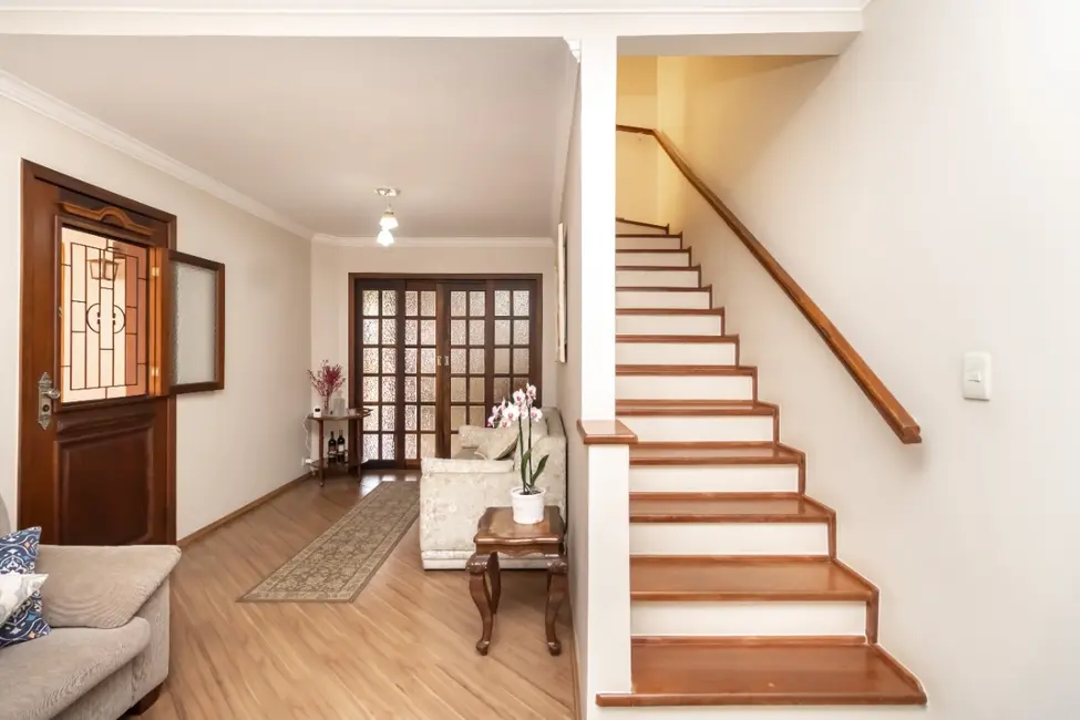 Sobrado com 3 quartos à venda, 248m2 em São João Clímaco, São Paulo - SP - imagem 8 Foto 8 de Sobrado com 3 quartos à venda, 248m2 em São João Clímaco, São Paulo - SP