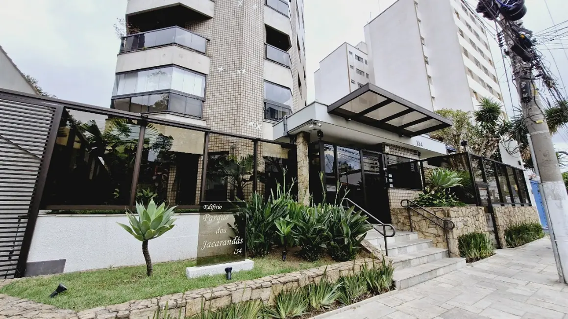 Apartamento com 3 quartos à venda, 133m2 em Saúde, São Paulo - SP - imagem 3 Foto 3 de Apartamento com 3 quartos à venda, 133m2 em Saúde, São Paulo - SP