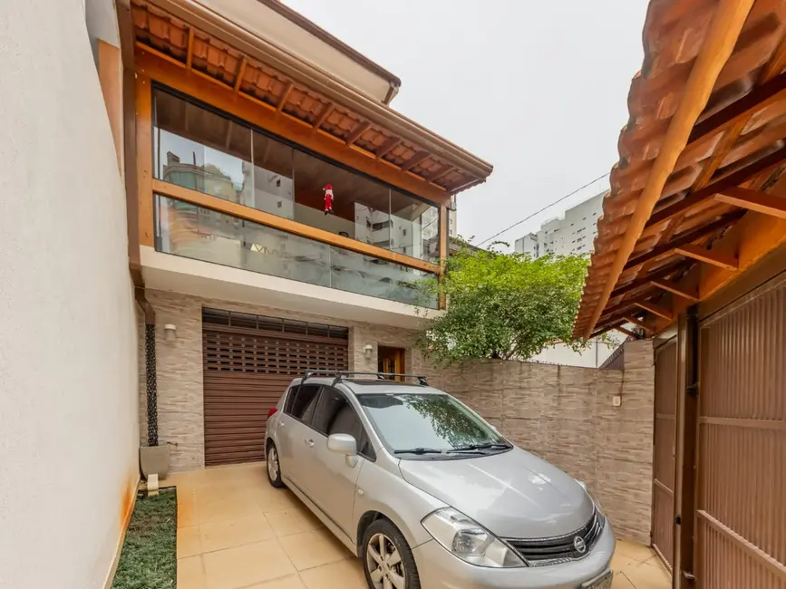 Sobrado com 3 quartos à venda, 284m2 em Santana, São Paulo - SP - imagem 2 Foto 2 de Sobrado com 3 quartos à venda, 284m2 em Santana, São Paulo - SP