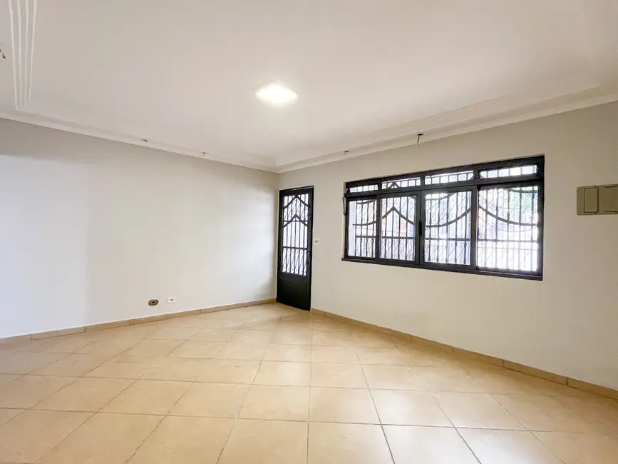 Foto 3 de Casa com 2 quartos à venda, 180m2 em Vila Carrão, São Paulo - SP