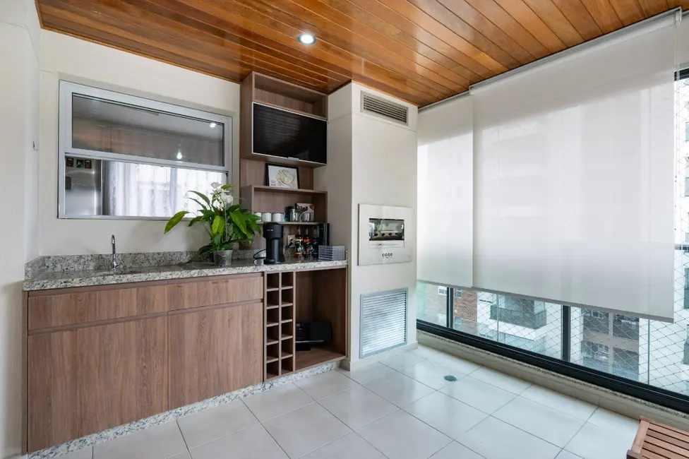 Foto 2 de Apartamento com 2 quartos à venda, 105m2 em Jardim Caravelas, São Paulo - SP