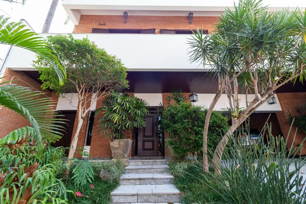 Casa com 4 quartos à venda, 400m2 em Lapa, São Paulo - SP - imagem 2 Foto 2 de Casa com 4 quartos à venda, 400m2 em Lapa, São Paulo - SP