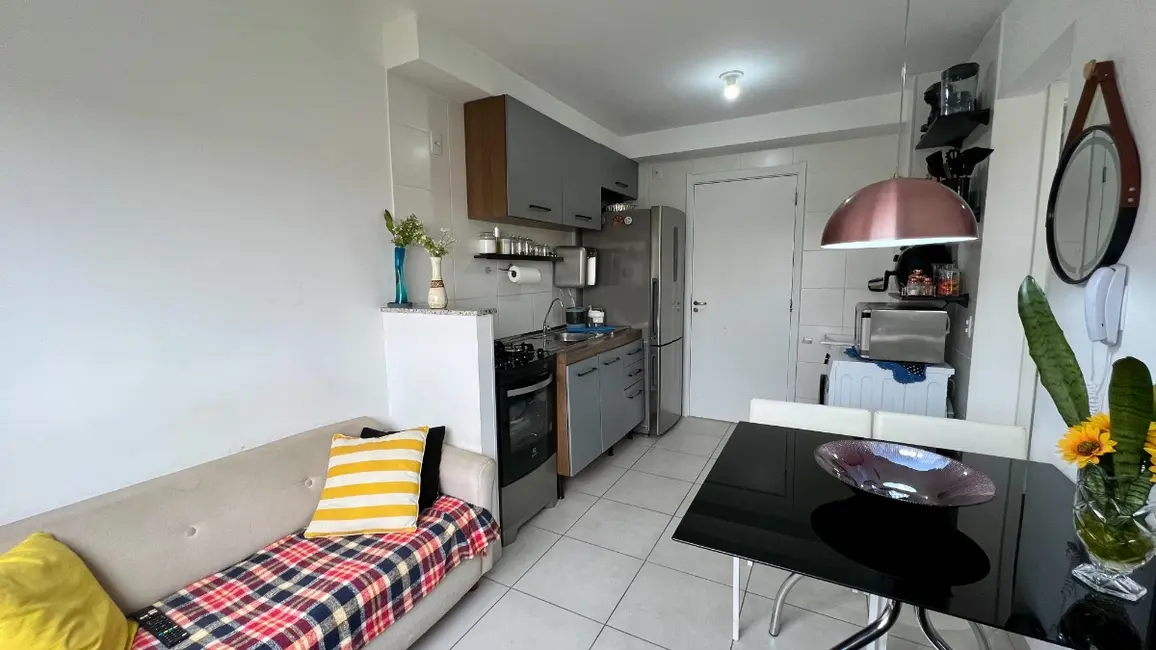 Foto 2 de Apartamento com 2 quartos à venda, 32m2 em Parque Fongaro, São Paulo - SP