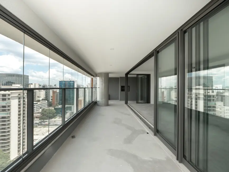 Foto 2 de Apartamento com 4 quartos à venda, 211m2 em Campo Belo, São Paulo - SP