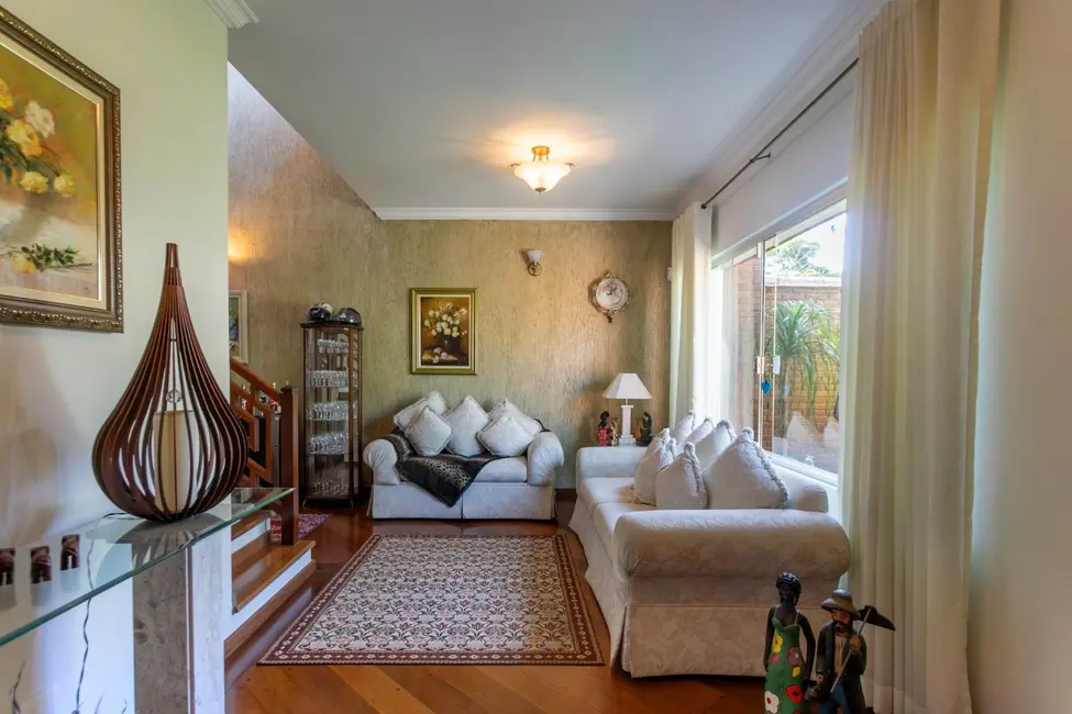 Foto 3 de Casa com 4 quartos à venda, 209m2 em Jardim Los Angeles, São Paulo - SP