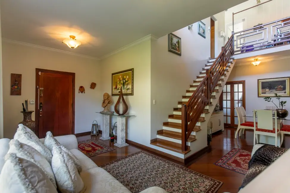 Foto 8 de Casa com 4 quartos à venda, 209m2 em Jardim Los Angeles, São Paulo - SP