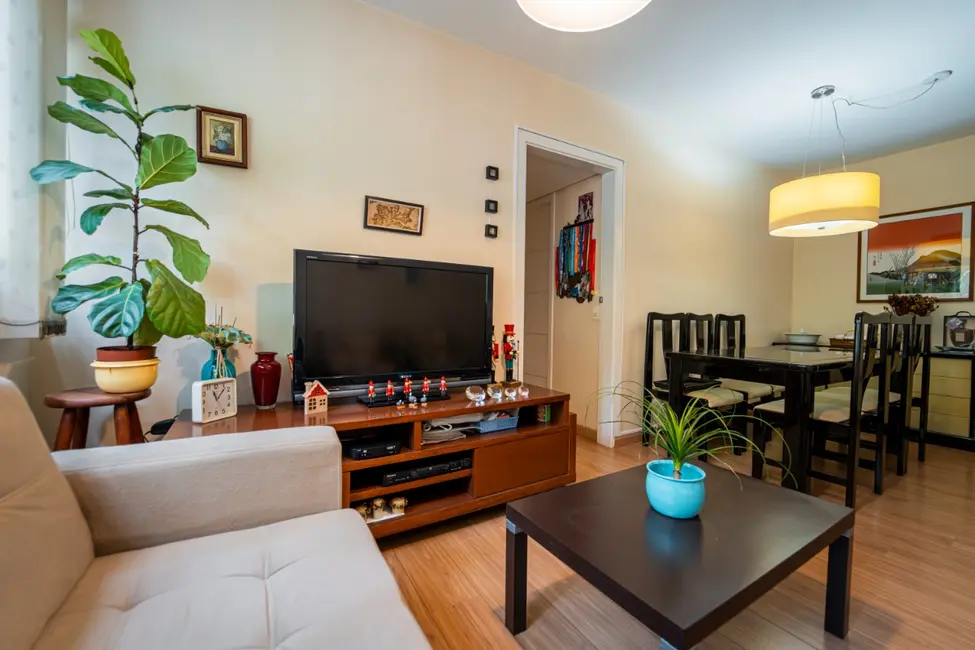 Foto 2 de Apartamento com 2 quartos à venda, 70m2 em São Paulo - SP