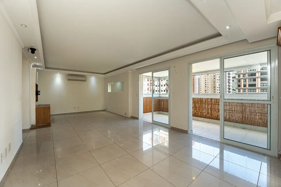 Apartamento com 4 quartos à venda, 201m2 em Jardim Fonte do Morumbi, São Paulo - SP - imagem 8 Foto 8 de Apartamento com 4 quartos à venda, 201m2 em Jardim Fonte do Morumbi, São Paulo - SP
