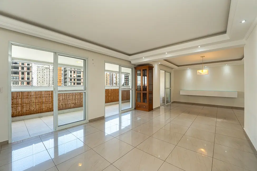Apartamento com 4 quartos à venda, 201m2 em Jardim Fonte do Morumbi, São Paulo - SP - imagem 6 Foto 6 de Apartamento com 4 quartos à venda, 201m2 em Jardim Fonte do Morumbi, São Paulo - SP