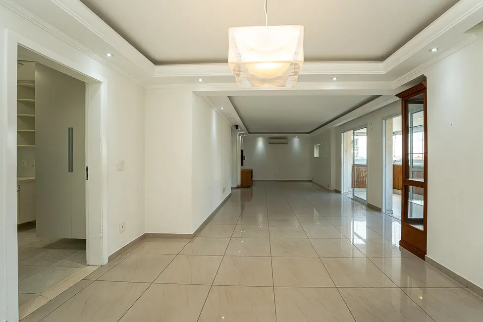 Apartamento com 4 quartos à venda, 201m2 em Jardim Fonte do Morumbi, São Paulo - SP - imagem 9 Foto 9 de Apartamento com 4 quartos à venda, 201m2 em Jardim Fonte do Morumbi, São Paulo - SP