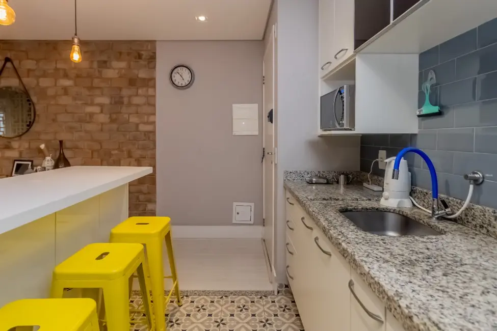 Apartamento com 2 quartos à venda, 70m2 em Vila Suzana, São Paulo - SP - imagem 4 Foto 4 de Apartamento com 2 quartos à venda, 70m2 em Vila Suzana, São Paulo - SP