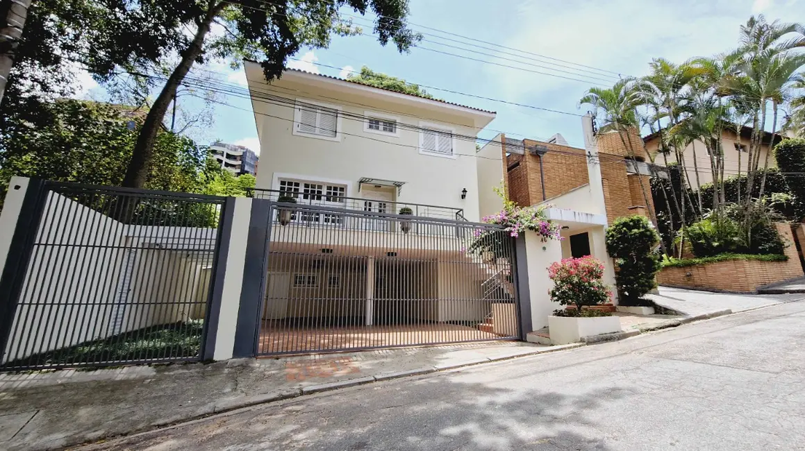 Foto 3 de Casa de Condomínio com 4 quartos à venda, 329m2 em Jardim Vitória Régia, São Paulo - SP