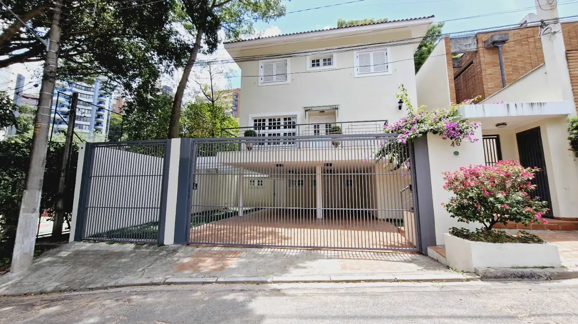 Foto 2 de Casa de Condomínio com 4 quartos à venda, 329m2 em Jardim Vitória Régia, São Paulo - SP