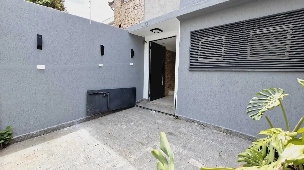 Sobrado com 3 quartos à venda, 217m2 em Santana, São Paulo - SP - imagem 4 Foto 4 de Sobrado com 3 quartos à venda, 217m2 em Santana, São Paulo - SP