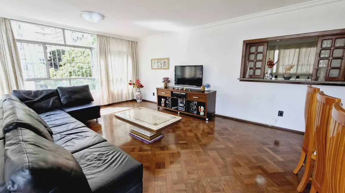 Foto 4 de Apartamento com 3 quartos à venda, 190m2 em Jardim Paulista, São Paulo - SP