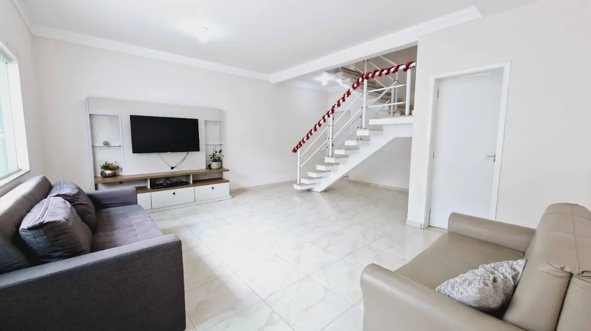 Sobrado com 3 quartos à venda, 180m2 em Parada Inglesa, São Paulo - SP - imagem 8 Foto 8 de Sobrado com 3 quartos à venda, 180m2 em Parada Inglesa, São Paulo - SP