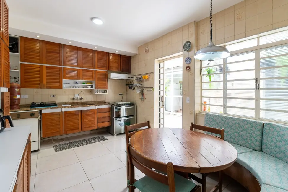 Foto 4 de Casa com 4 quartos à venda, 200m2 em Campo Belo, São Paulo - SP