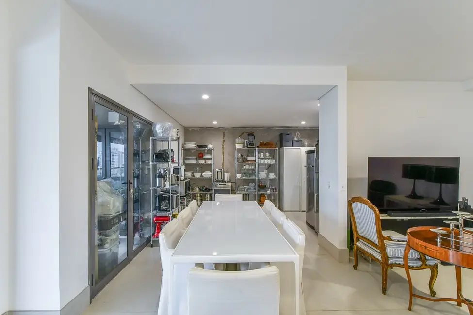 Apartamento com 3 quartos à venda, 186m2 em Campo Belo, São Paulo - SP - imagem 9 Foto 9 de Apartamento com 3 quartos à venda, 186m2 em Campo Belo, São Paulo - SP