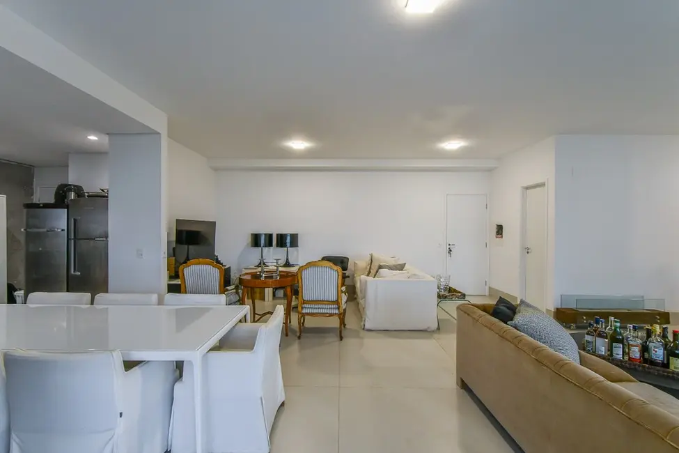 Apartamento com 3 quartos à venda, 186m2 em Campo Belo, São Paulo - SP - imagem 8 Foto 8 de Apartamento com 3 quartos à venda, 186m2 em Campo Belo, São Paulo - SP